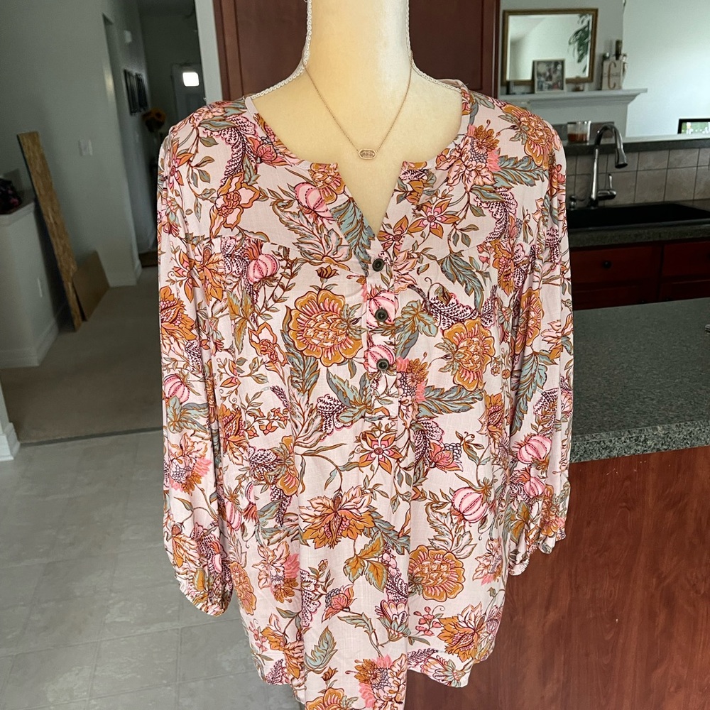 Knox Rose 3/4 sleeve Floral Top - NWOT. Sz Large